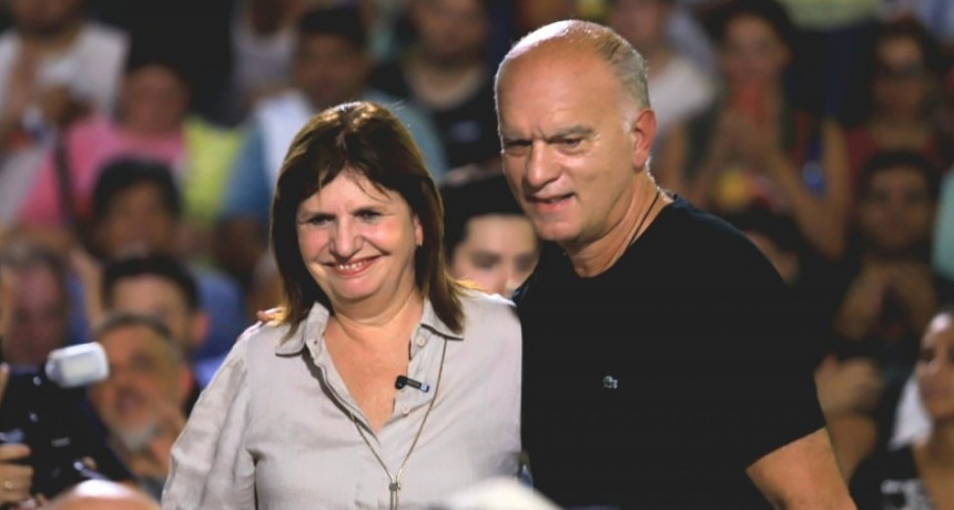 Vicente Pérez de Hacemos Magdalena presente en el lanzamiento de la candidatura de Grindetti