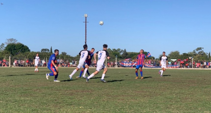 Villa Garibaldi aprovechó las que tuvo y venció a Atalaya en el Luis Alba