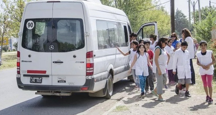 Incertidumbre en Magdalena: 400 estudiantes en el limbo del transporte escolar