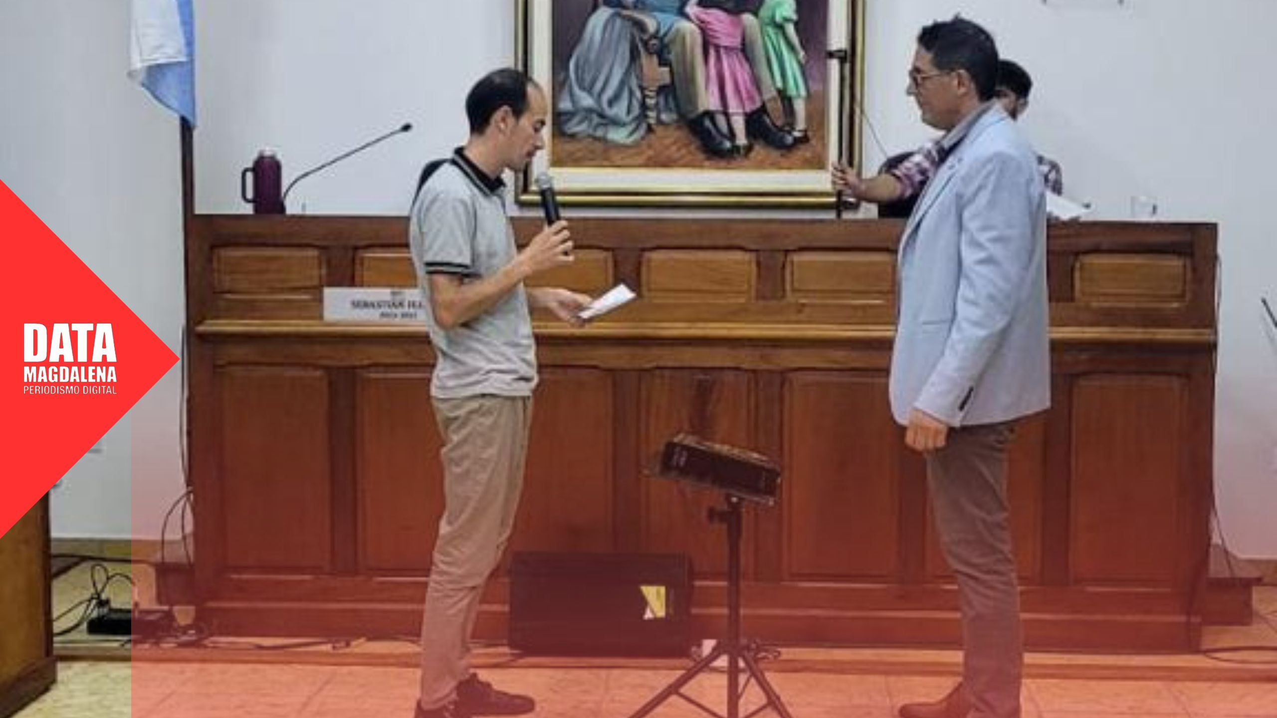 Raffo jur&oacute; como concejal tras la licencia de Aramburu y vuelve al recinto