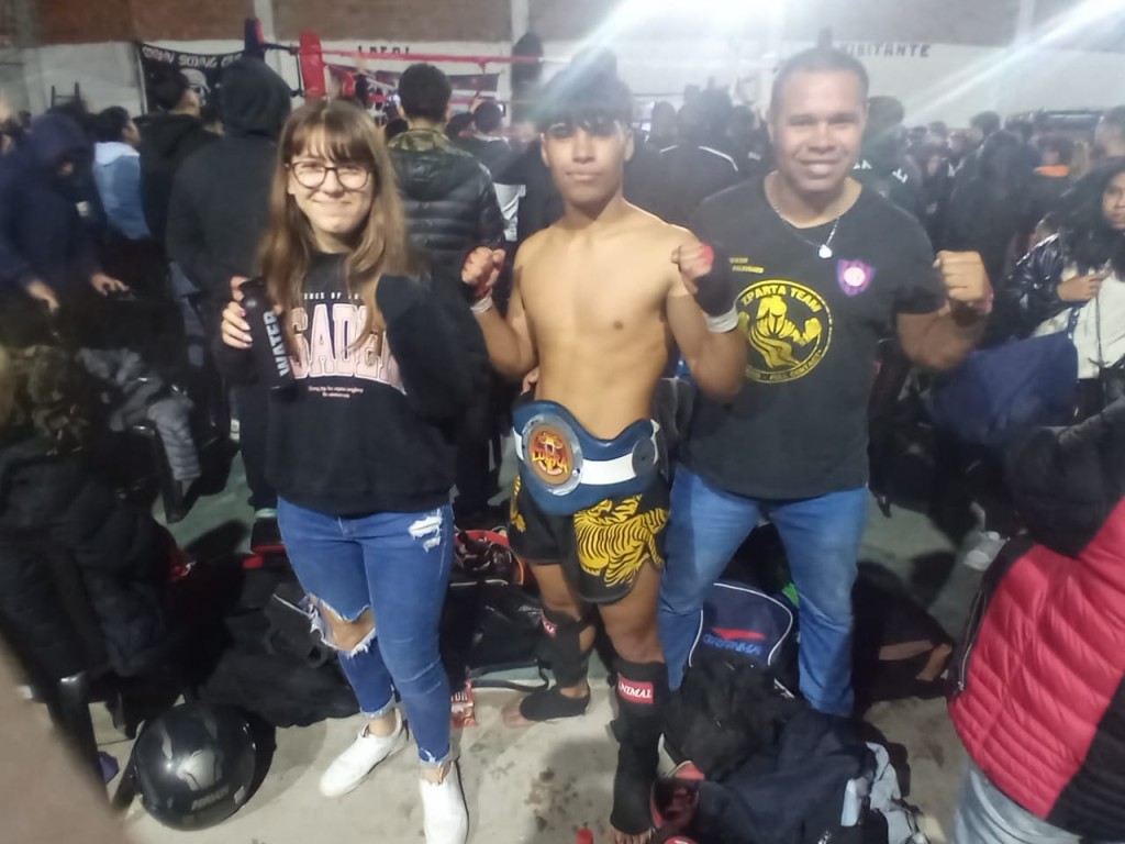 🥊Emiliano Maldonado se coronó campeón Amateur de Kick Boxing