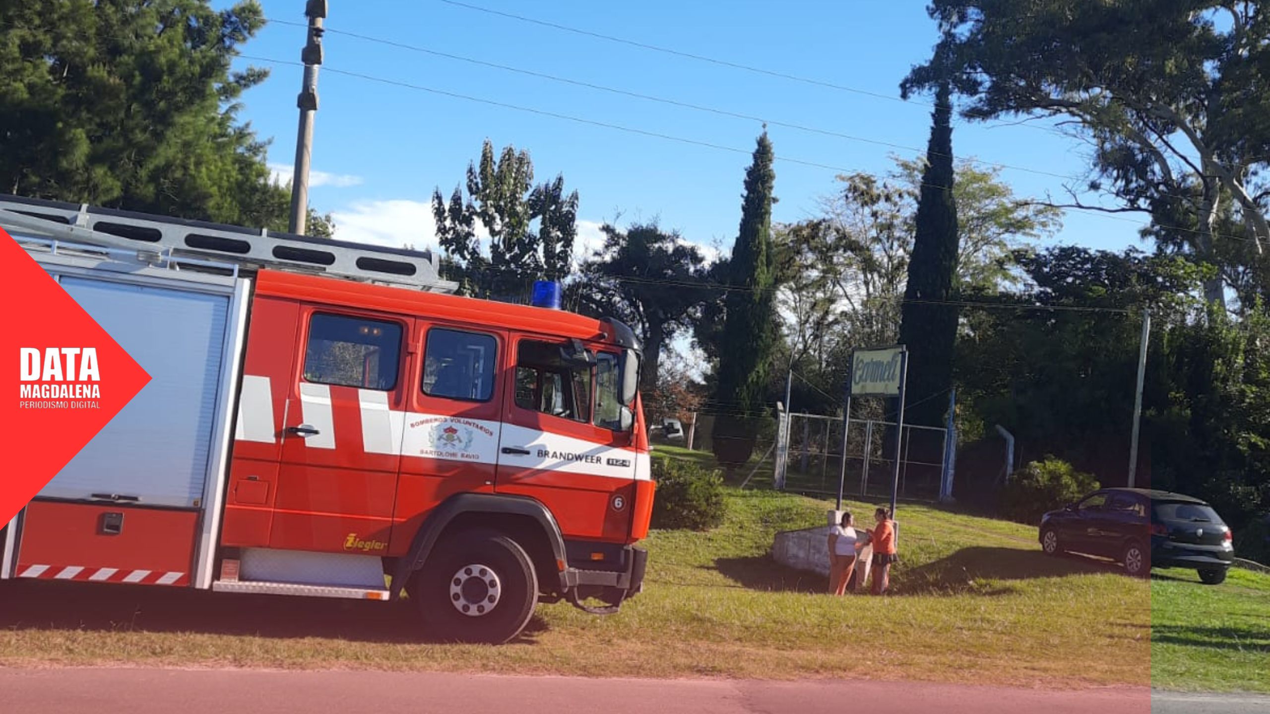 🚨 Tensión en El Pino: Rescatan a un menor atrapado en una alcantarilla