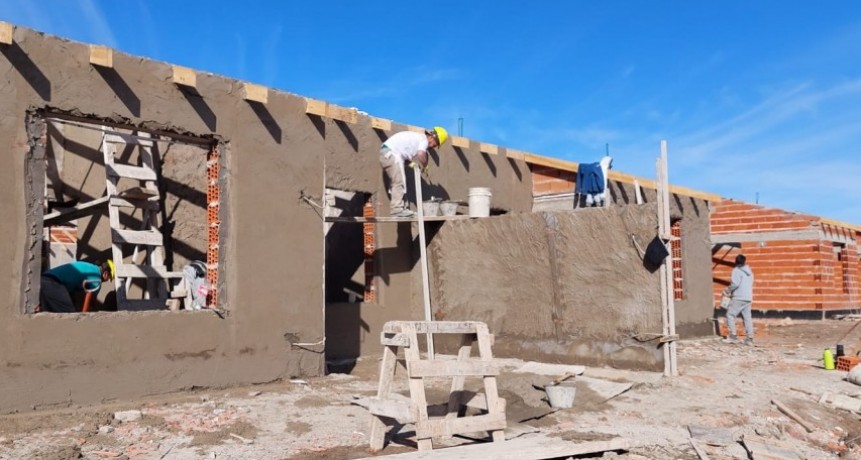 Recorrido por Obras de Vivienda en Magdalena