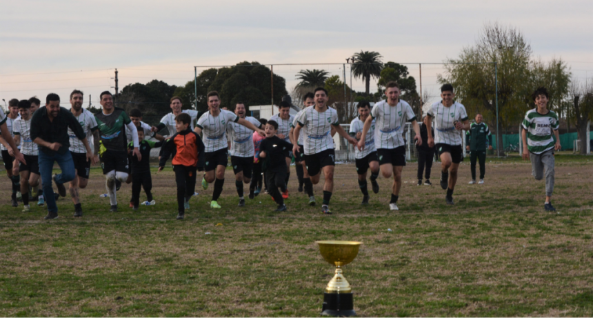 Verónica aguantó a Atalaya y se consagró campeón