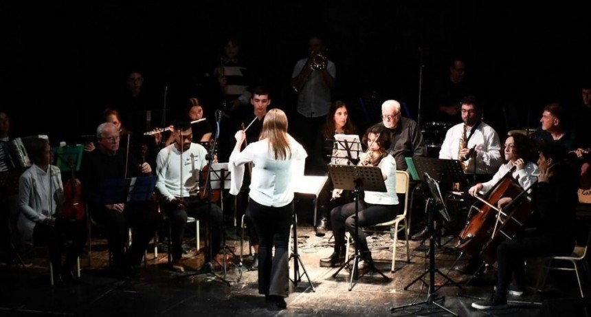 La música se adueñó del Teatro Español con un gran encuentro de bandas