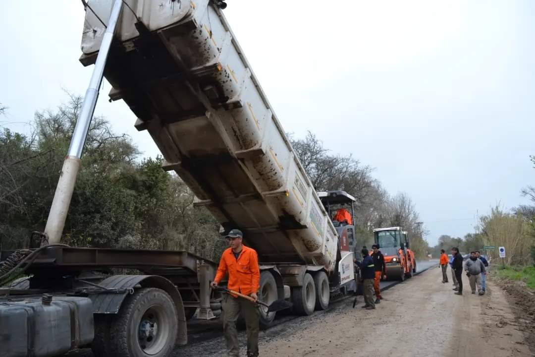 Comenzo la etapa final de asfaltado en ruta 11 en Punta Indio