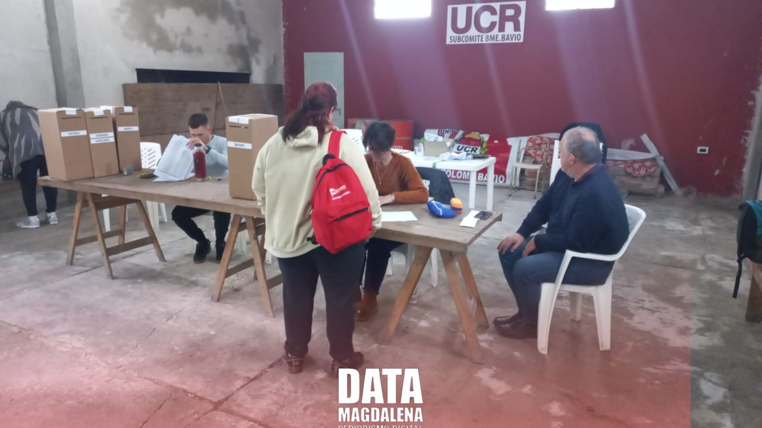 🔴Elecciones internas de la UCR: los boina blanca de Magdalena ya vota