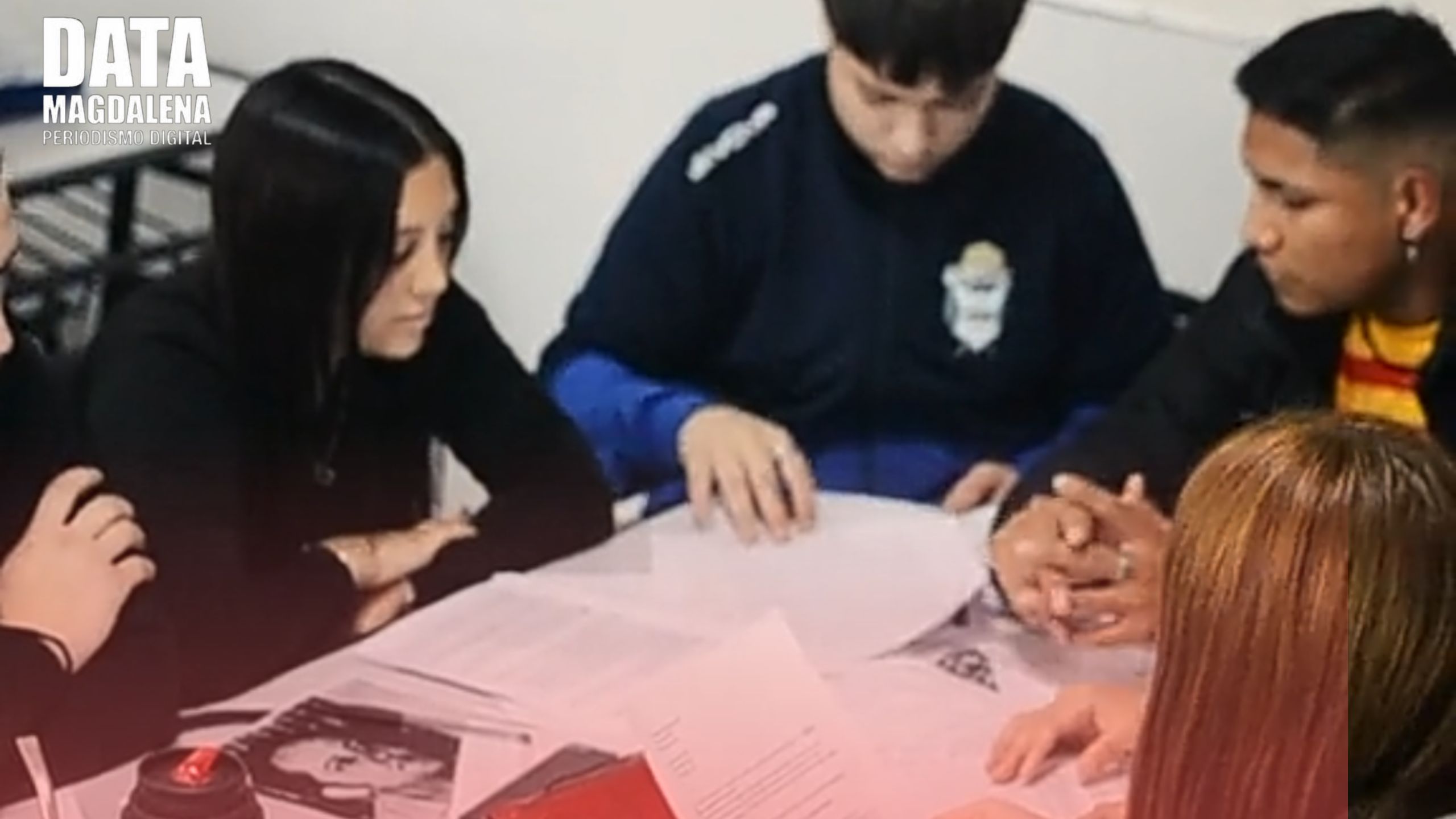 🏆Estudiantes de Bavio ganan con su documental sobre memoria en el programa 