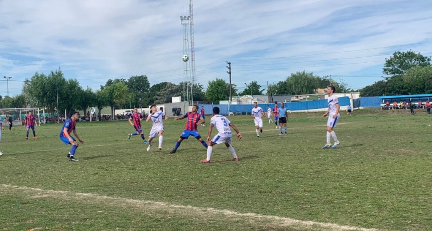 Villa Garibaldi ganó y se afianza en la cima de la Liga Costera