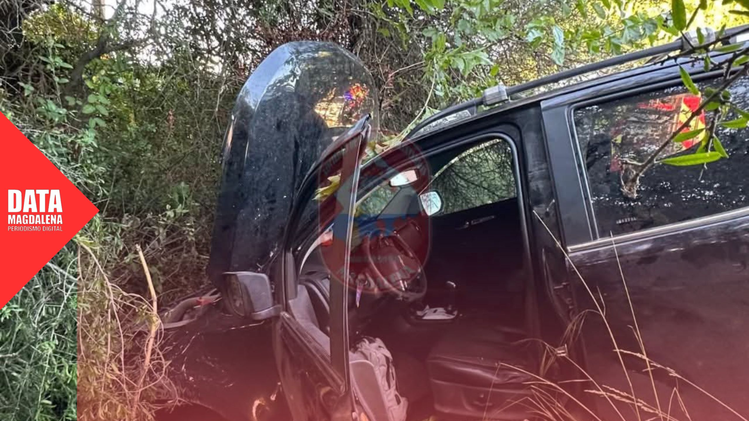  🚨 Camioneta terminó en un zanjón y el conductor dio 1.25 de alcoholemia