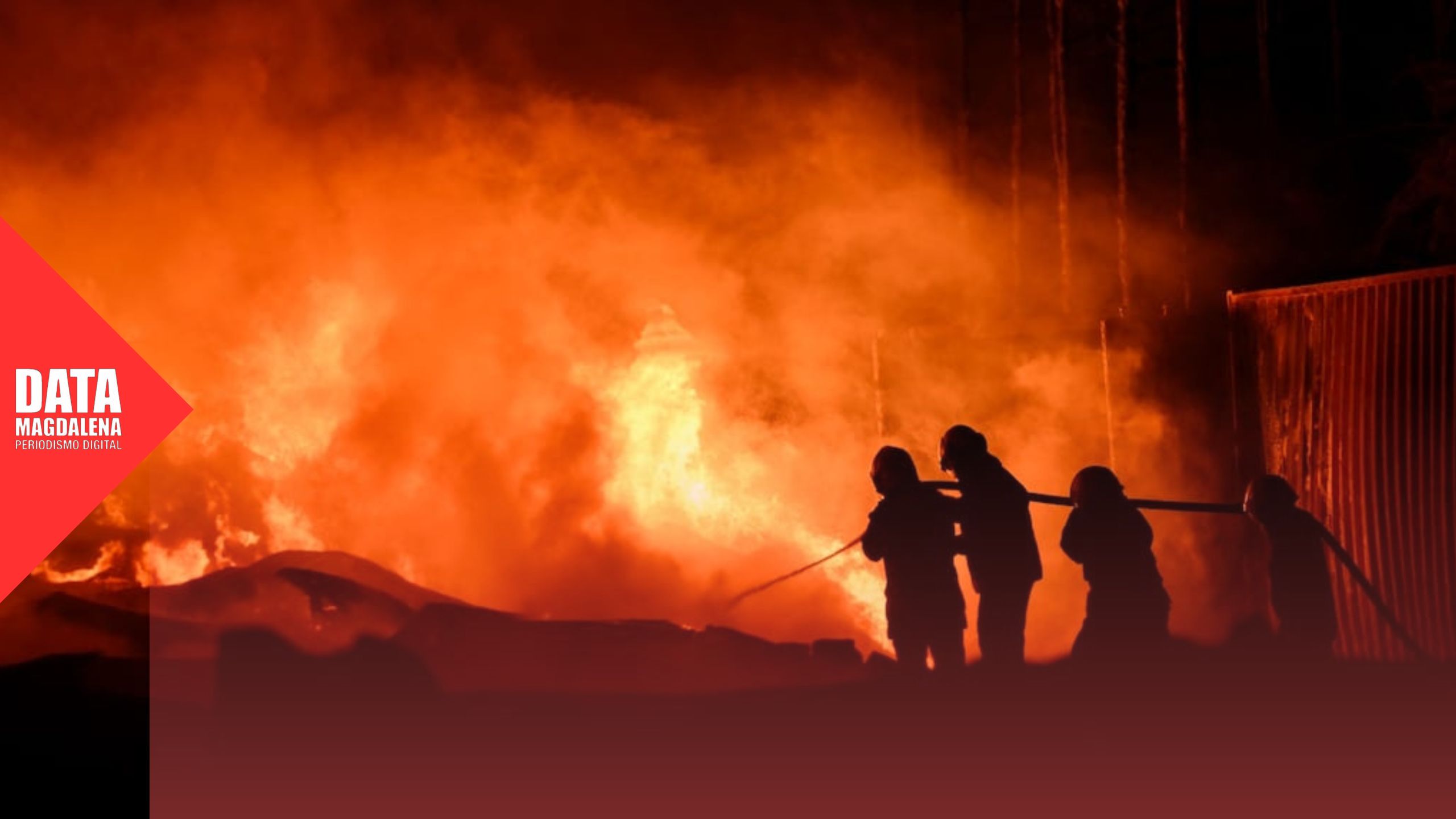 🔥 Bomberos de Magdalena trabajaron en el incendio químico de Spegazzini y apoyaron el operativo regional durante horas
